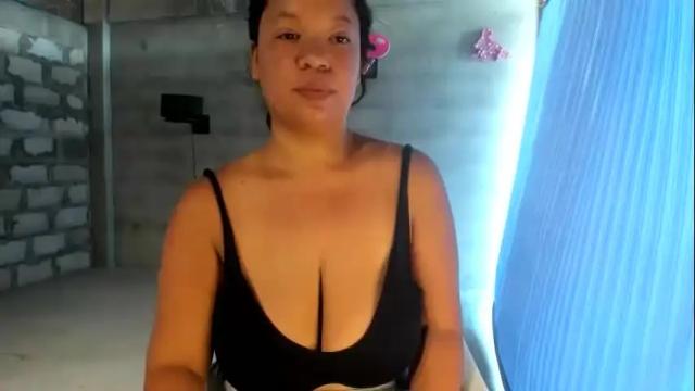 Image 12 of elchicletv Stream on Chaturbate on 13 months ago