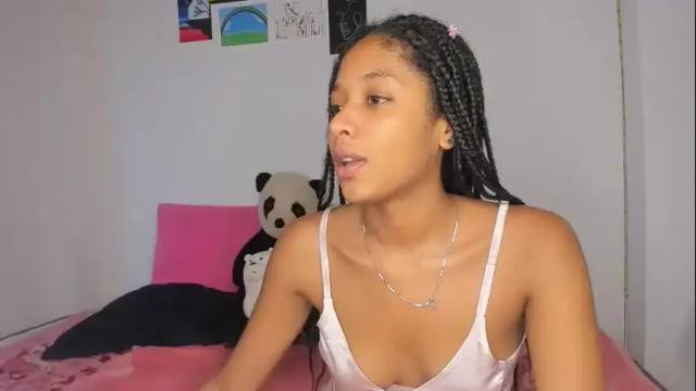 Image 2 of electrajones2 Stream on Chaturbate on 1 month ago