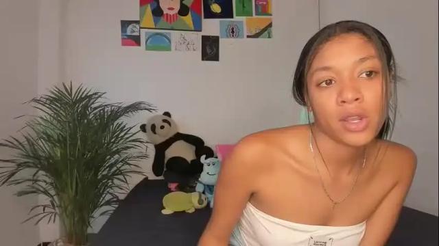 Thumbnail 3, electrajones2's Stream at Chaturbate, 4 months ago