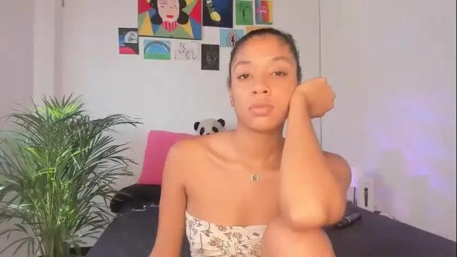 Image 12 of electrajones2 Stream on Chaturbate on 4 months ago