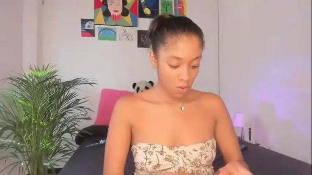 Image 6 of electrajones2 Stream on Chaturbate on 4 months ago