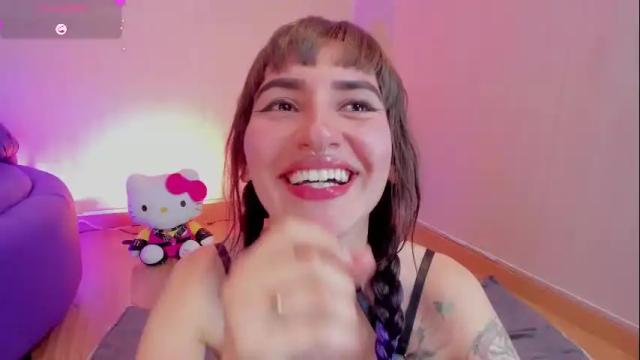 Image 8 of electraraptiss Stream on Chaturbate on 15 days ago