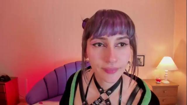Image 2 of electraraptiss Stream on Chaturbate on 27 days ago