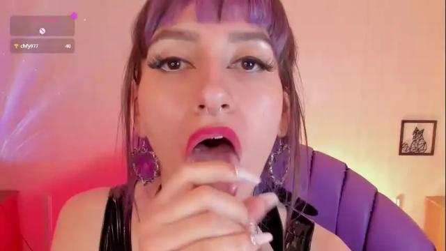 Image 2 of electraraptiss Stream on Chaturbate on 27 days ago