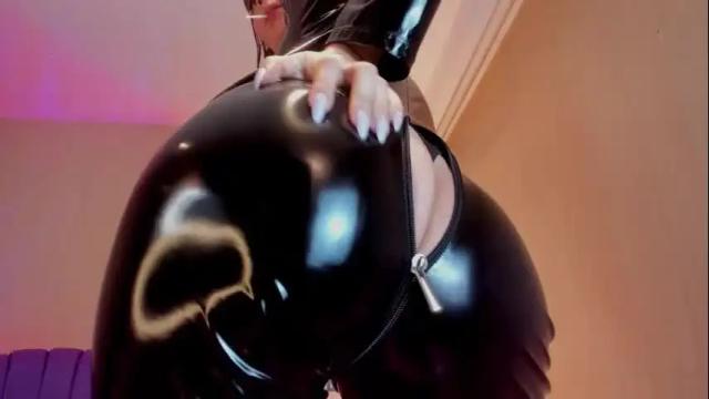 Image 2 of electraraptiss Stream on Chaturbate on 19 days ago