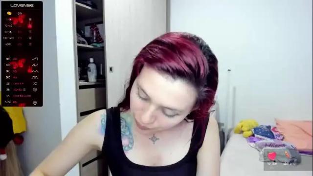 Image 8 of electrickexocti Stream on Chaturbate on 1 month ago