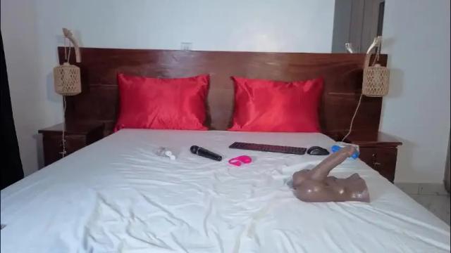 Image 6 of elegant_ebony Stream on Chaturbate on 17 days ago