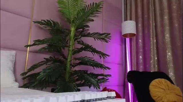 Image 6 of eleineblue Stream on Chaturbate on 8 days ago