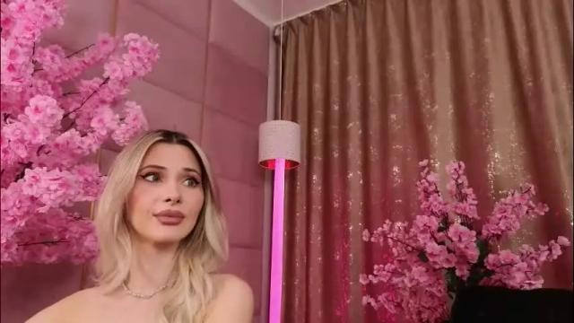 Image 11 of eleineblue Stream on Chaturbate on 1 month ago