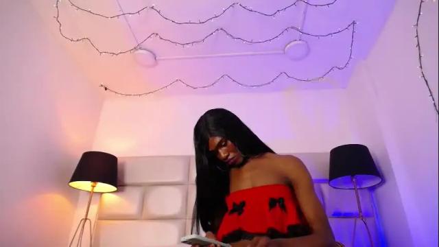 Image 8 of elektra_abundance_ Stream on Chaturbate on 3 months ago