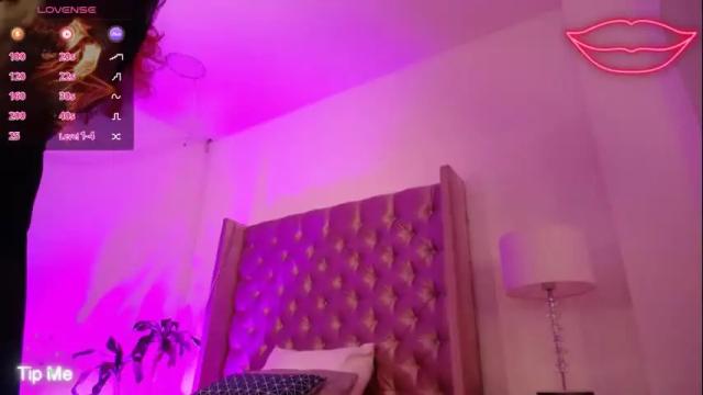 Thumbnail 1, elektra_abundance_'s Stream at Chaturbate, 2 months ago