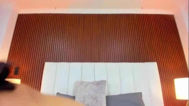 Image 12 of elektra_gb Stream on Chaturbate on 1 month ago