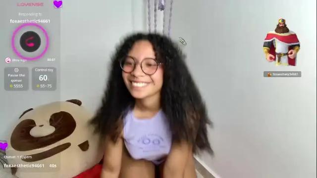 Image 12 of elektra_williams Stream on Chaturbate on 18 days ago