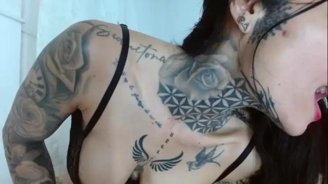 Image 3 of elektratattoo Stream on Chaturbate on 3 months ago