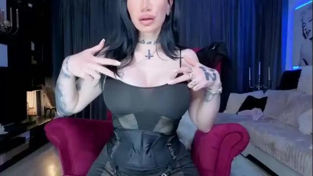Image 7 of elektravelvet Stream on Chaturbate on 14 days ago