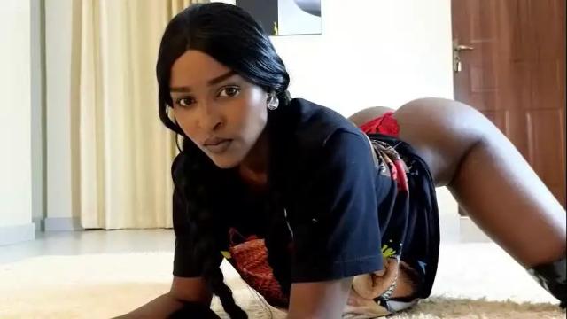 Image 4 of elena_love1111 Stream on Chaturbate on 2 months ago