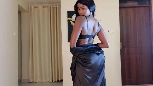 Image 11 of elena_love1111 Stream on Chaturbate on 1 month ago