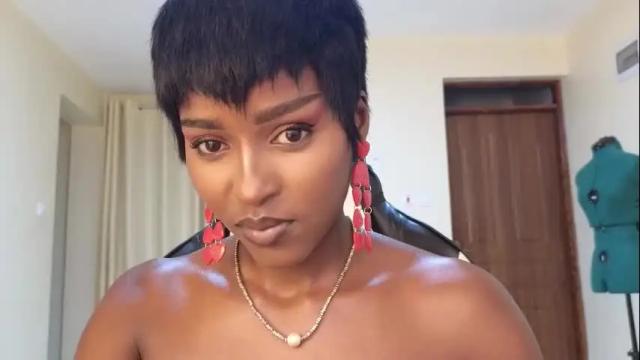 Image 8 of elena_love1111 Stream on Chaturbate on 22 days ago