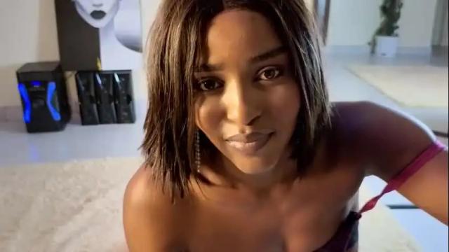 Image 8 of elena_love1111 Stream on Chaturbate on 5 days ago