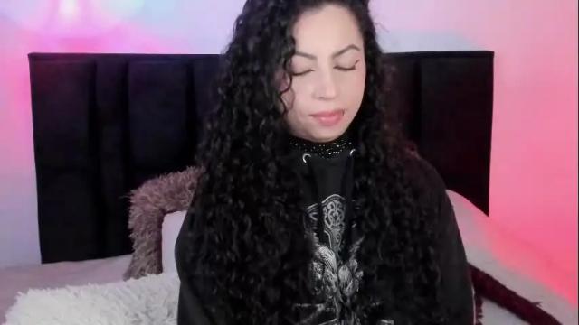Image 6 of elena_lust Stream on Chaturbate on 2 months ago
