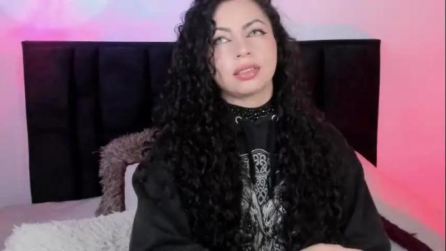 Image 7 of elena_lust Stream on Chaturbate on 2 months ago