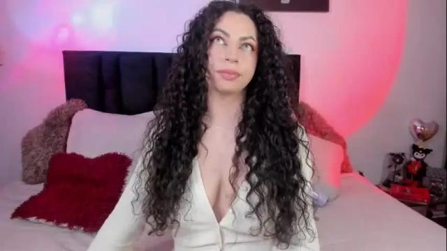 Image 12 of elena_lust Stream on Chaturbate on 1 month ago