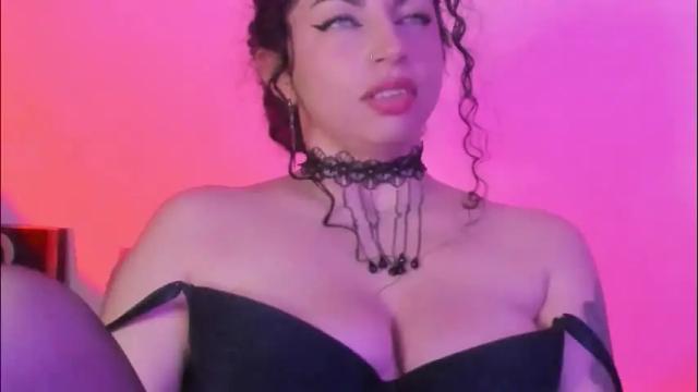 Image 11 of elena_lust Stream on Chaturbate on 2 months ago