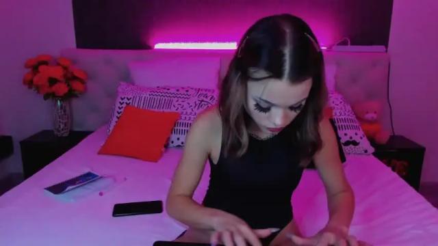 Image 10 of elena_secret Stream on Chaturbate on 22 months ago