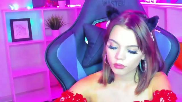 Image 10 of elena_secret Stream on Chaturbate on 22 months ago