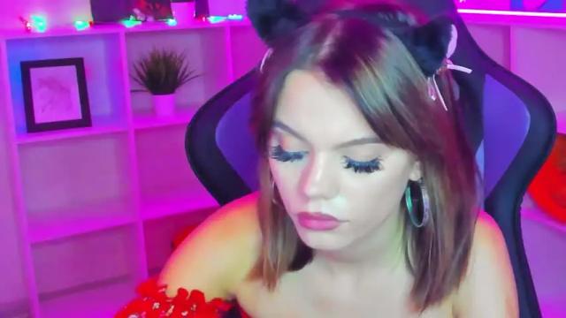 Image 8 of elena_secret Stream on Chaturbate on 22 months ago