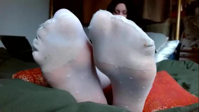 Image 8 of elenagilbert12 Stream on Chaturbate on 14 months ago