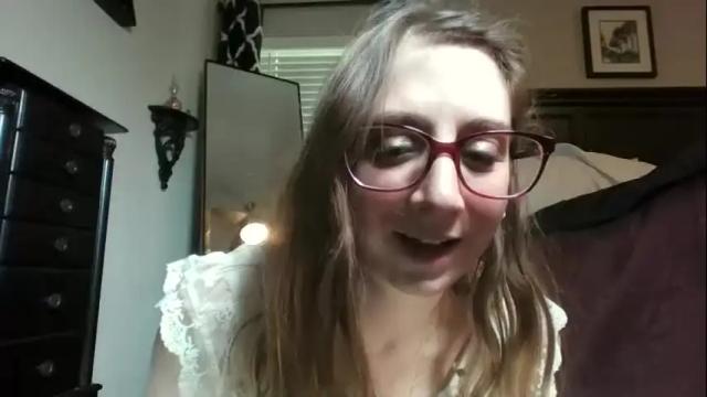 Image 2 of elenore_hoesevelt Stream on Chaturbate on 2 months ago