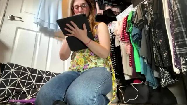 Thumbnail 1, elenore_hoesevelt's Stream at Chaturbate, 2 months ago