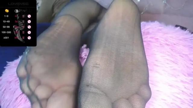 Image 10 of eleonor_camerun Stream on Chaturbate on 15 months ago