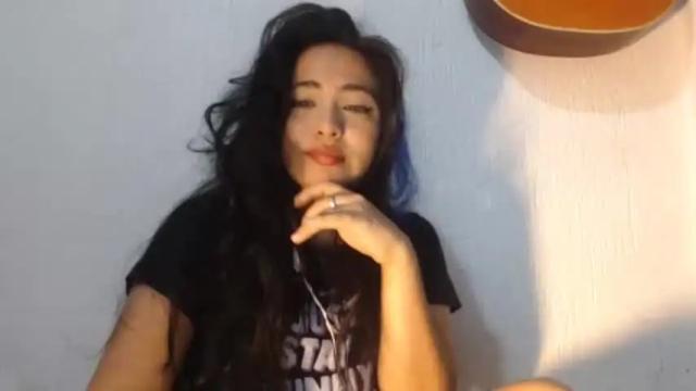 Image 12 of elfie_rock Stream on Chaturbate on 16 months ago