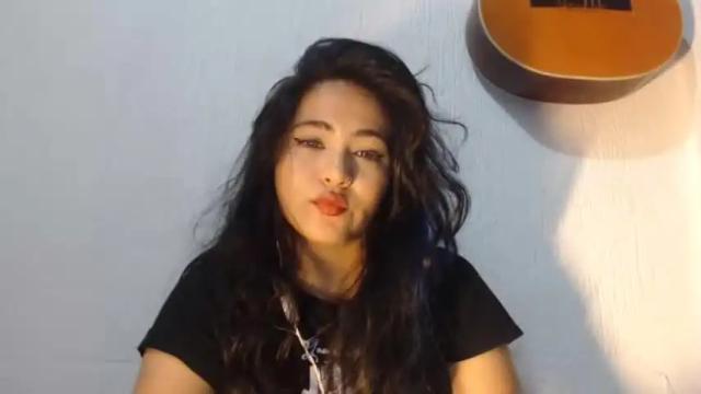 Thumbnail 2, elfie_rock's Stream at Chaturbate, 16 months ago