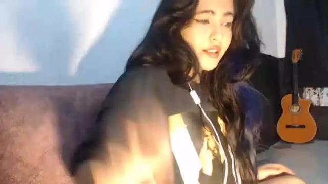 Image 6 of elfie_rock Stream on Chaturbate on 16 months ago