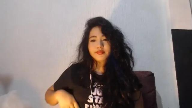 Image 10 of elfie_rock Stream on Chaturbate on 16 months ago