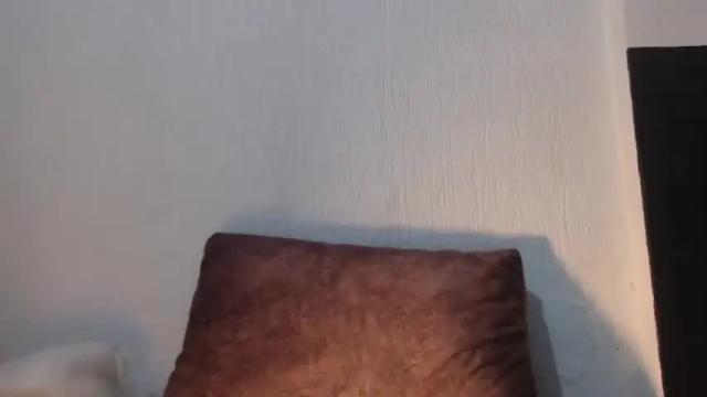 Image 2 of elfie_rock Stream on Chaturbate on 16 months ago