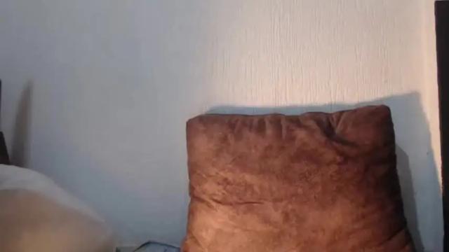 Image 10 of elfie_rock Stream on Chaturbate on 16 months ago