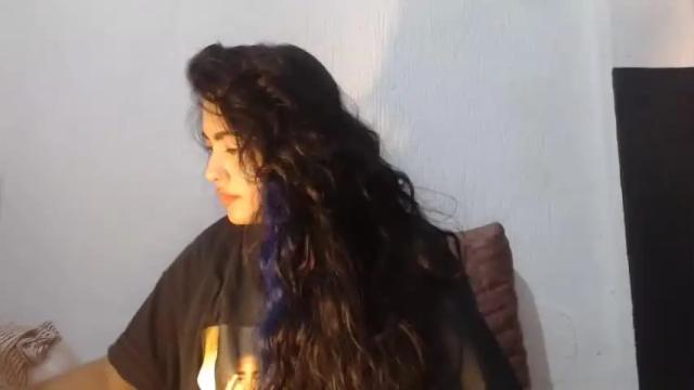 Image 6 of elfie_rock Stream on Chaturbate on 16 months ago