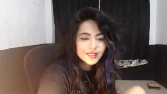 Image 11 of elfie_rock Stream on Chaturbate on 15 months ago