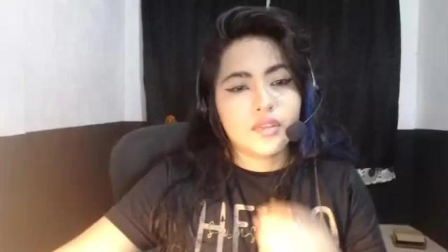 Image 3 of elfie_rock Stream on Chaturbate on 15 months ago