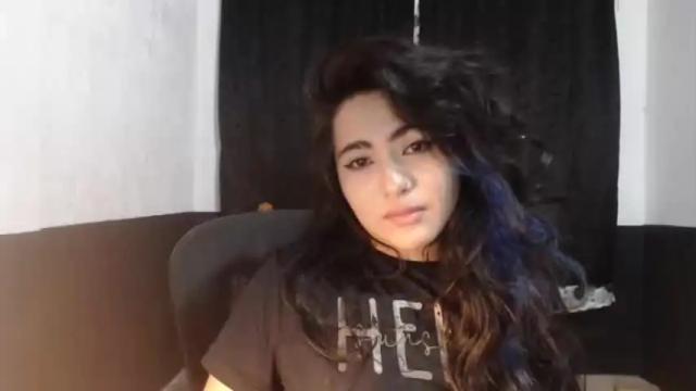 Image 6 of elfie_rock Stream on Chaturbate on 15 months ago