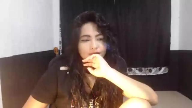 Image 4 of elfie_rock Stream on Chaturbate on 15 months ago