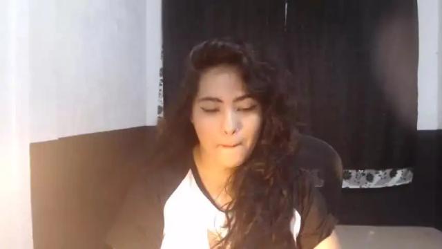 Image 10 of elfie_rock Stream on Chaturbate on 15 months ago
