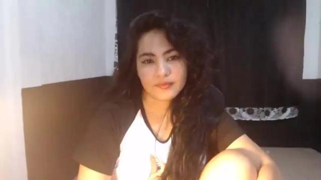 Image 4 of elfie_rock Stream on Chaturbate on 15 months ago