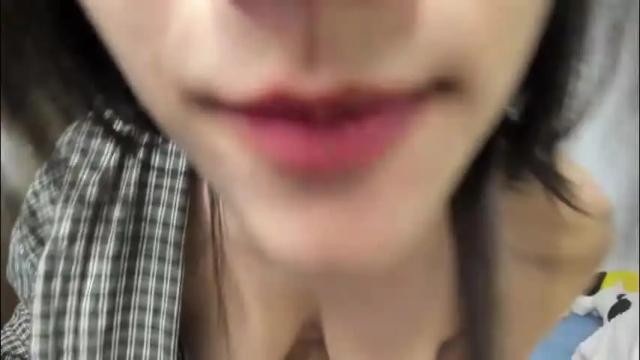 Image 12 of eli_dl Stream on Chaturbate on 24 days ago