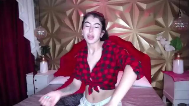 Image 6 of eli_petite Stream on Chaturbate on 16 months ago