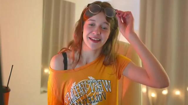 Image 4 of eli_sun Stream on Chaturbate on 14 months ago